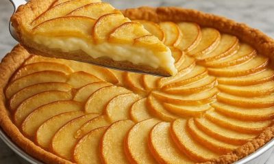 Torta cremosa de maçã