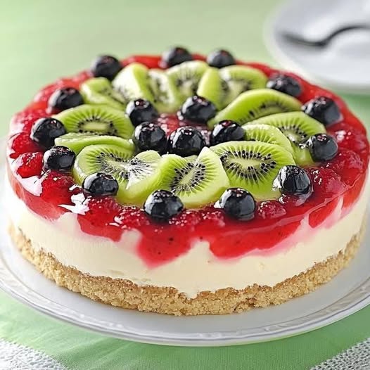 Torta de Maracujá, Kiwi e Morango