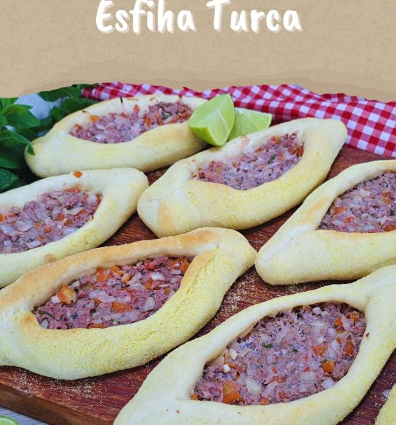 ESFIHA TURCA DE CARNE