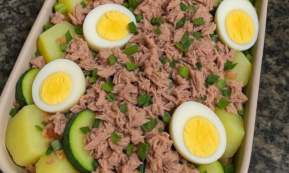 Salada de Batata com Abobrinha, Atum e Ovo